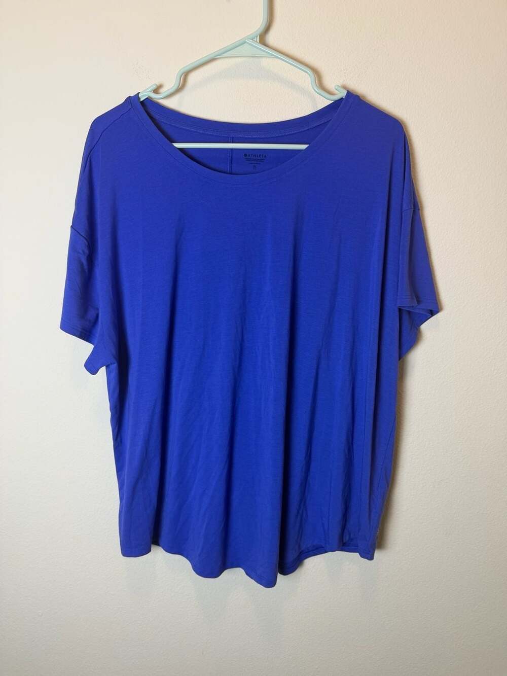 Athleta T-Shirt Size XL Blue Casual Short Sleeve Top